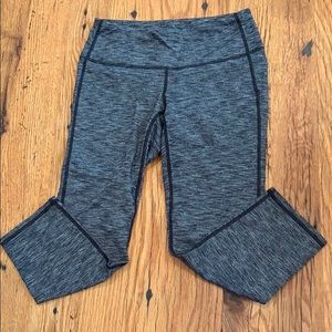 Athleta grey crop leggings